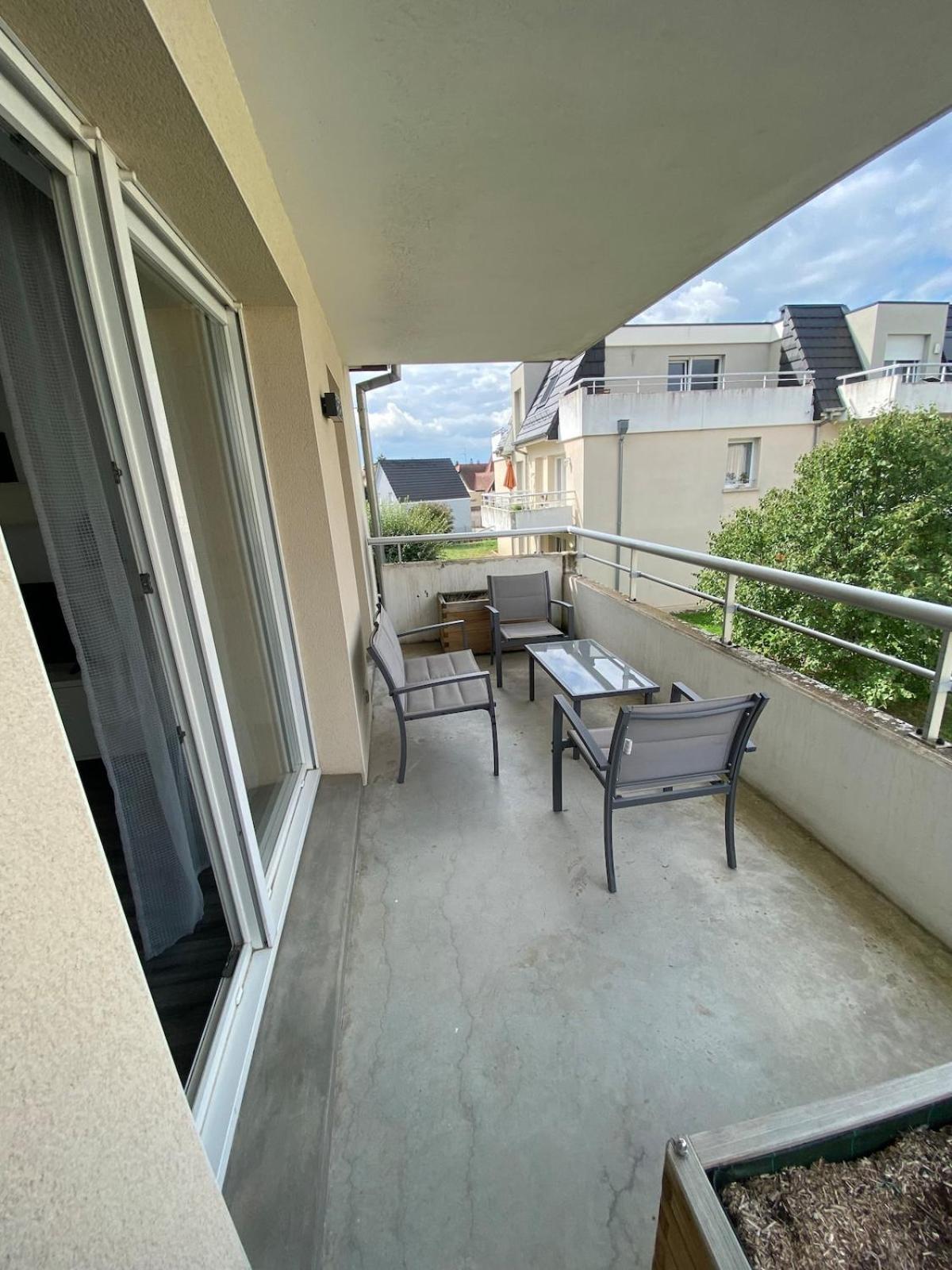 U1 Chaleureux Appartement Avec Balcon A Uffholtz Экстерьер фото